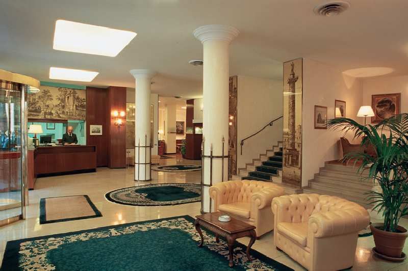 Victoria Hotel